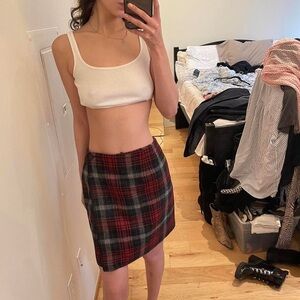 Chic Tartan Mini wrap Skirt in Red and Black